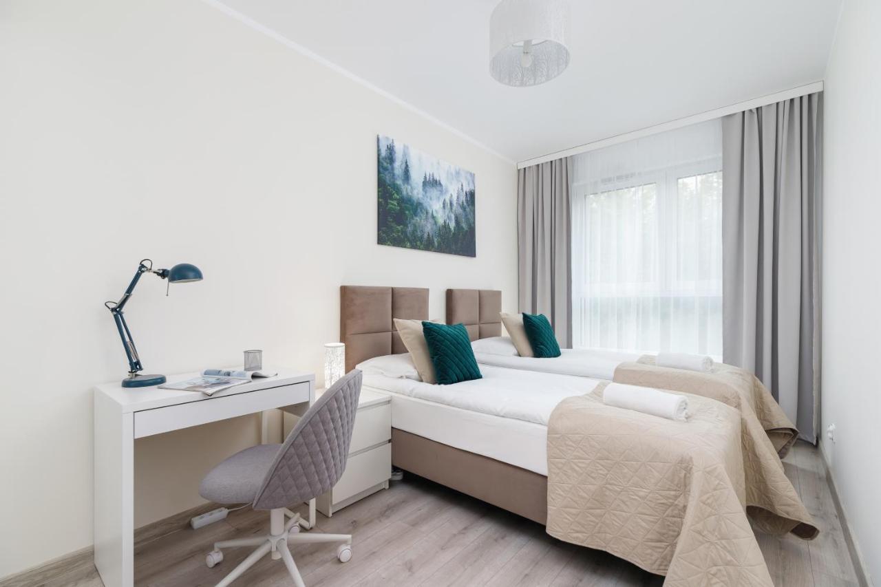 W Parku Lotnikow Apartments Tauron Arena By Noclegi Renters Krakow Exterior photo