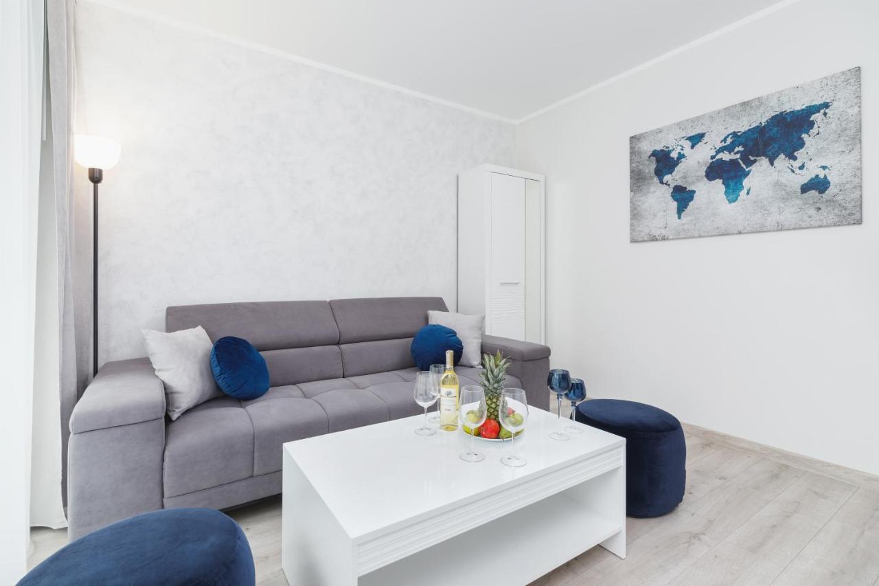W Parku Lotnikow Apartments Tauron Arena By Noclegi Renters Krakow Exterior photo